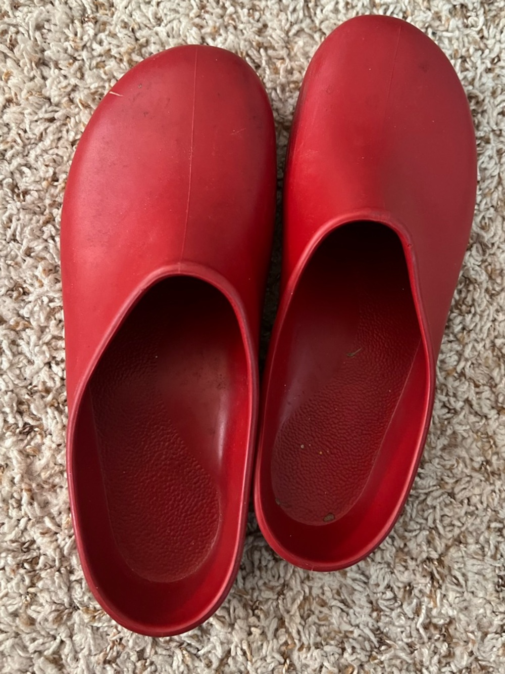 Sloggers Red Slip-On Rubber Clogs size 9
